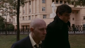 Сцена на Яузском бульваре | Источник: кадр из фильма «Брат-2» (2000 год)