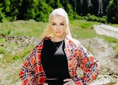 Милана Тюльпанова о воспалении и судорогах в «Выживалити», заявлении Кержакова на нее в полицию и сыне