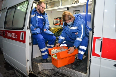 Зарплаты врачей скорой помощи в Томске достигли 140 тысяч рублей