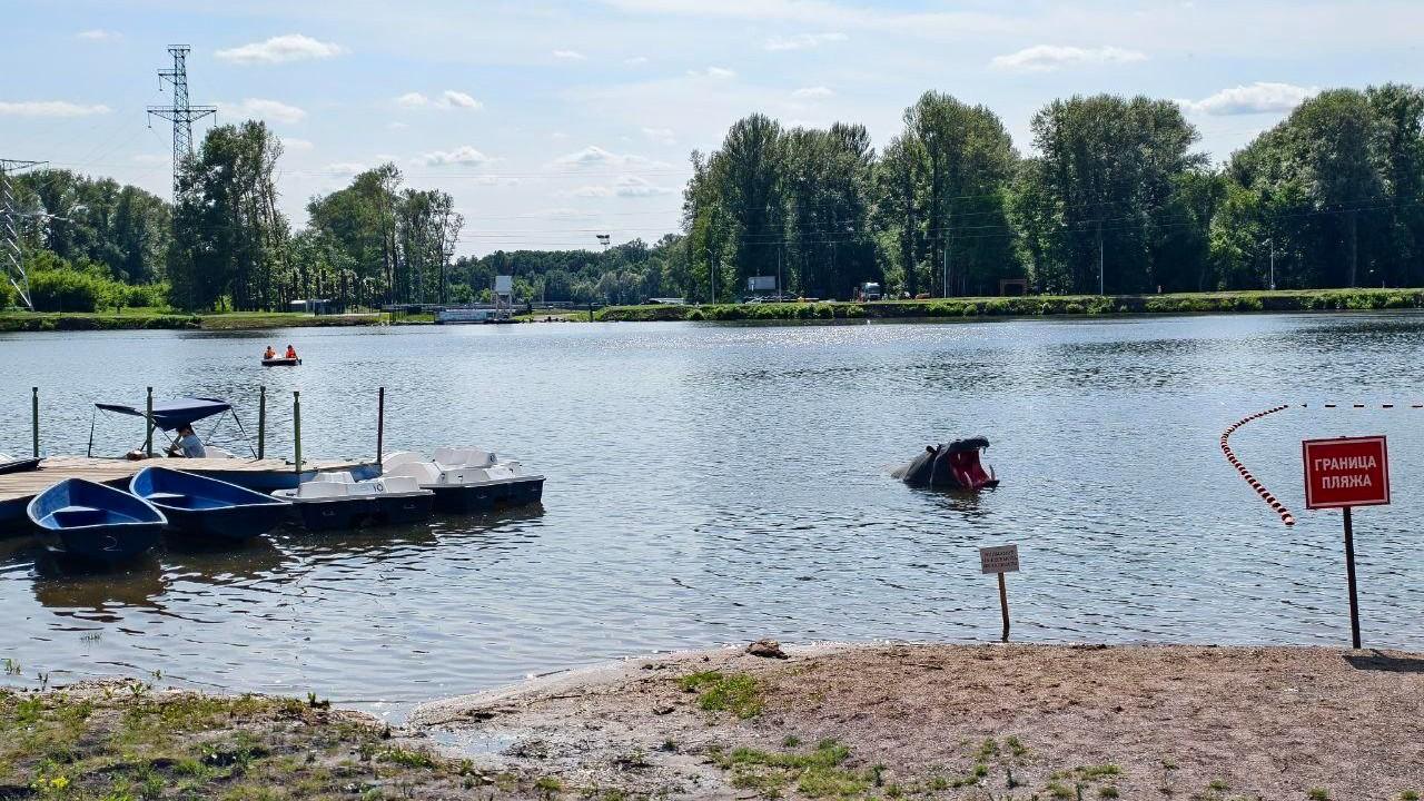 Загорать можно, купаться страшно: сходили на пляж озера Уфы, где после купания жалуются из-за волдырей