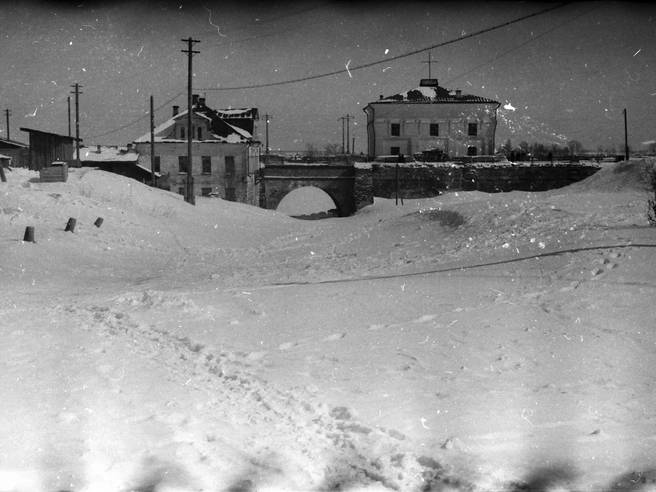 Волжский спуск, занесённый снегом. | Источник: Виктор Латышев / Музей Боевой и Трудовой Славы средней школы № 36