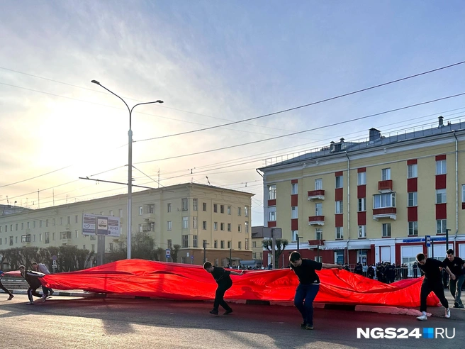 С погодой ребятам повезло | Источник: Елена Крапива / NGS24.RU
