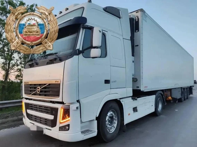 На Volvo повреждения внешне не заметны | Источник: ГИБДД по Саратовской области