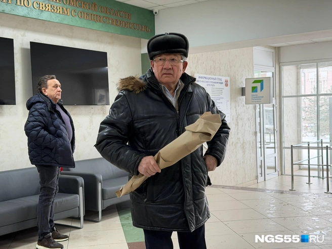 Вячеслав Двораковский держался обособленно  | Источник: Евгений Софийчук / NGS55.RU