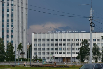 Гроза и ливень ожидаются в среду в Архангельской области