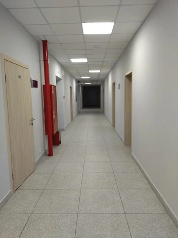 В коридоре чувствуется недавний ремонт | Источник: Ольга Чеботарева / «Яндекс Карты»