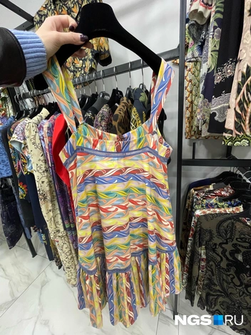 Мини-платье Etro из смесового хлопка с узором | Источник: Алена Золотухина / NGS.RU