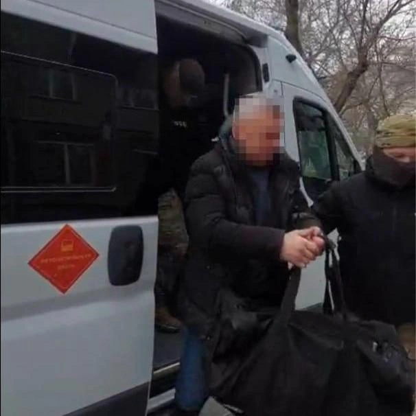 Вскоре бывшему сотруднику муниципального предприятия должны избрать меру пресечения | Источник: УФСБ России по Челябинской области