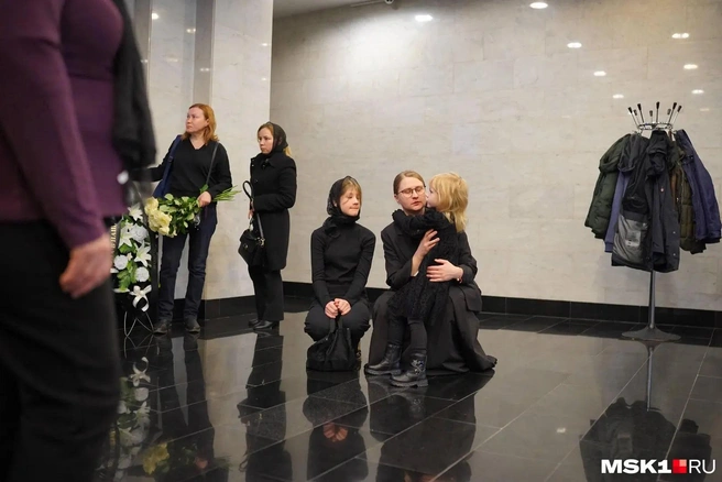 Юлия Попова с детьми | Источник: Артем Рамазани-Зубов / MSK1.RU