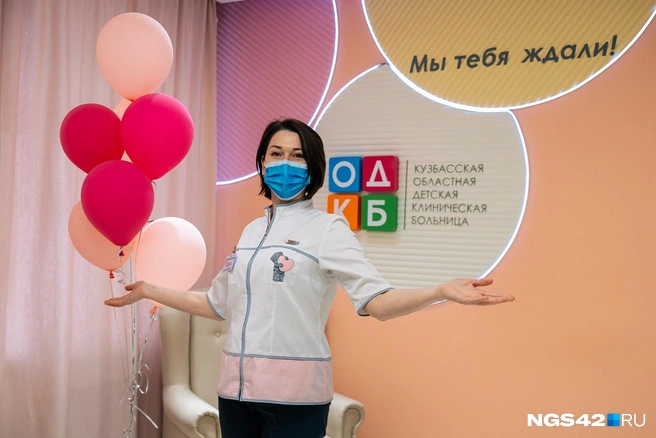 Алия Седельникова работает в роддоме уже 25 лет | Источник: Максим Серков / NGS42.RU