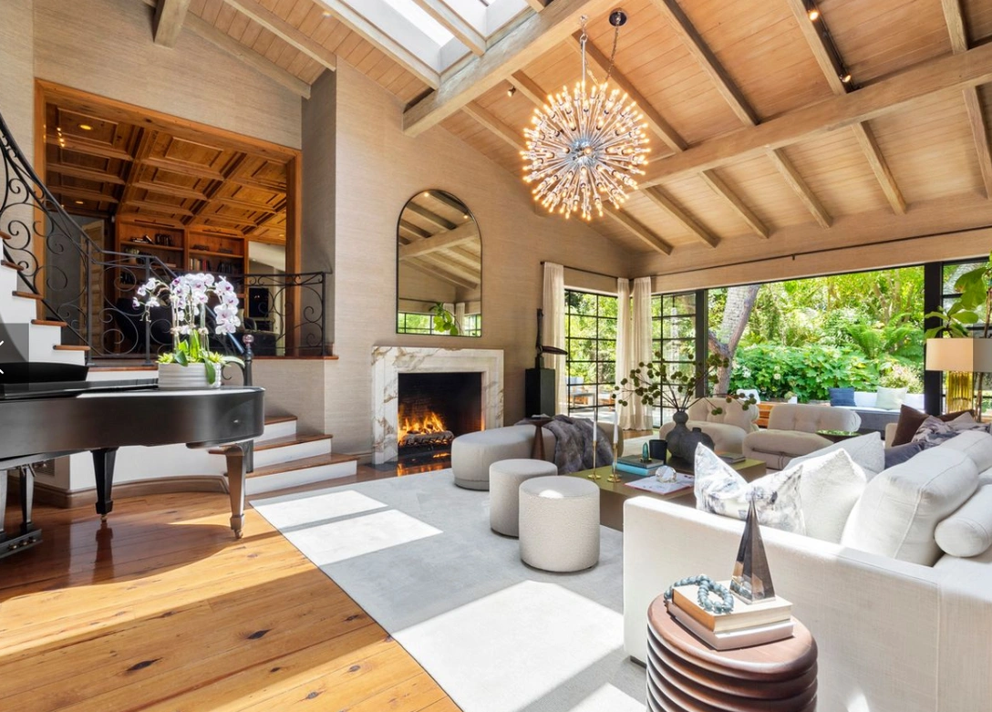 В Калифорнии продали дом Дженнифер Лопес за 34 млн. долларов | Источник: Джереми Спан