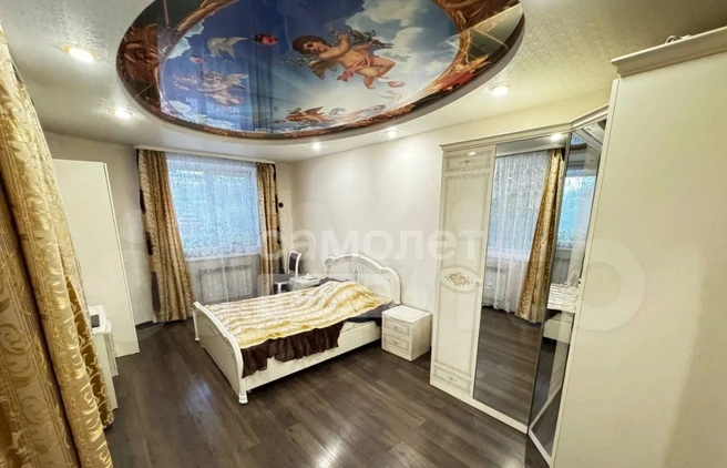 Спальня с ангелочками | Источник: avito.ru