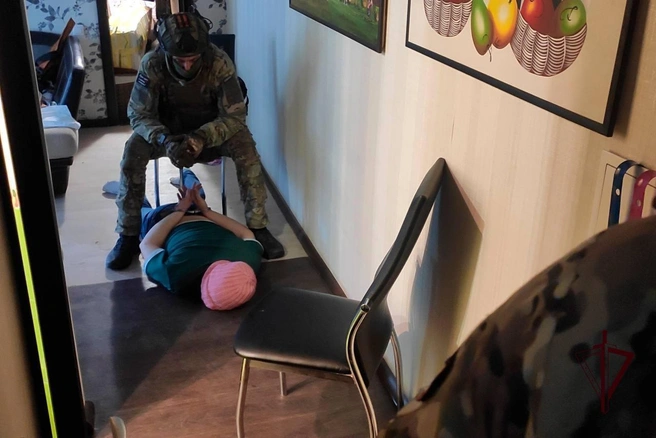 Квартиру с красноярцем брали штурмом | Источник: Росгвардия / Telegram