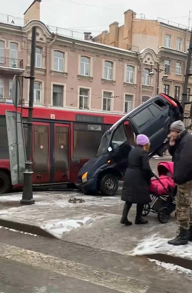 Скриншот видео из группы «ДТП и ЧП | Санкт-Петербург»
