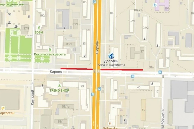 Именно этот участок дороги на Кирова и будет закрыт во время ремонта тепломагистрали | Источник: Ufacity.info