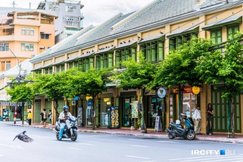 Такие вот улочки в Чайна-тауне днем | Источник: Алина Ринчино / «ИрСити»