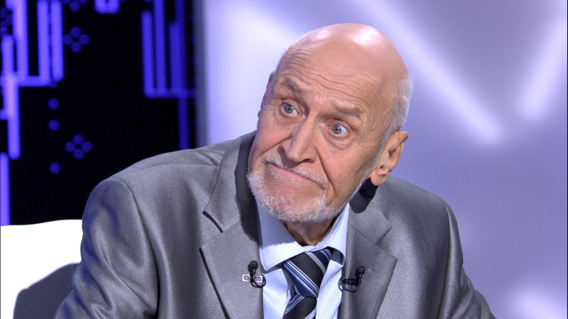 Потерял волосы, похудел, но улыбается: как выглядит Николай Дроздов, который сейчас борется с раком