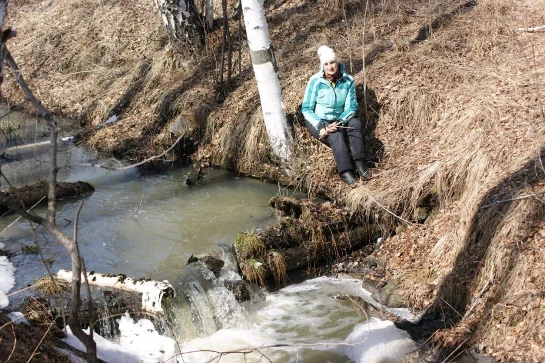 В окрестностях Кыштыма можно встретить загадочные водопады. Рассказываем, откуда они взялись 