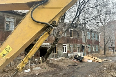 В Хабаровске снесли очередной ветхий барак