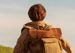 Елена Цуцкова созналась, что убила 6-летнего сына-инвалида и обезглавила его: кадры задержания матери