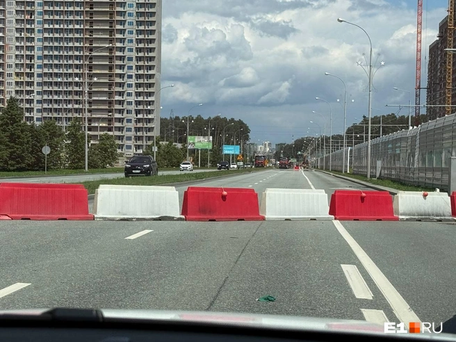 В направлении центра из Академического приходится ехать в объезд | Источник: читательница E1.RU