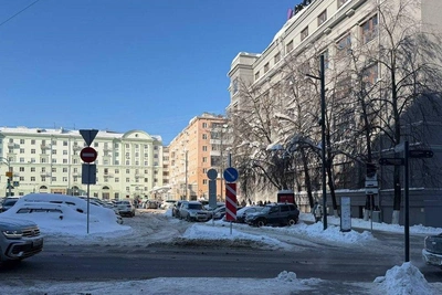 Платный паркинг у Дома связи: сроки и условия