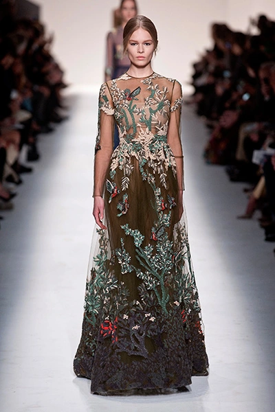 VALENTINO | Источник: Imaxtree