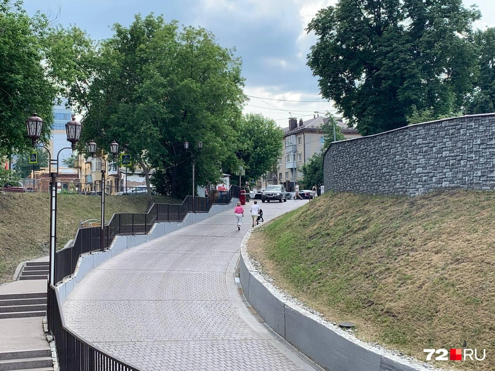 Проехать к набережной нельзя | Источник: Никита Кифорук / 72.RU