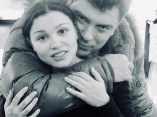 Жанна уехала из страны после убийства отца | Источник: zhannanemtsova2018 / Instagram* (экстремистская организация, деятельность запрещена на территории РФ)