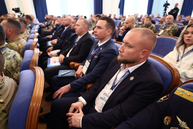 Сейчас многие услуги и меры поддержки доступны в цифровом формате | Источник: Наиль Фаттахов / Пресс-служба правительства Челябинской области