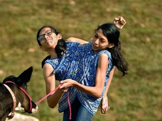 «Люди одержимы сексом. Не ваше дело!»: сиамские близняшки Кармен и Люпита Андраде рассказали о браке одной из сестер