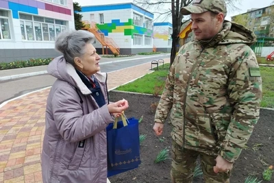 Губернатор Хабаровского края посетил подшефный Дебальцево