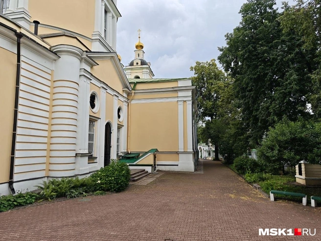 Территория храма Святителя Николая | Источник: Анастасия Харитонова / MSK1.RU