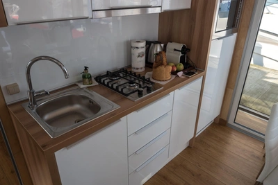 Житель Поморья судится с изготовителем токсичной мебели