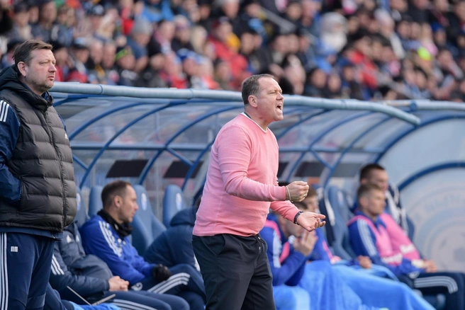 Помните везучий розовый свитер Марцела Лички? | Источник: ФК «Оренбург» / ВКонтакте