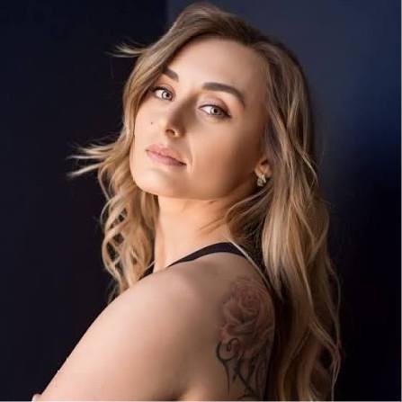 <p>Инга Гребенюк-Гиллер</p>