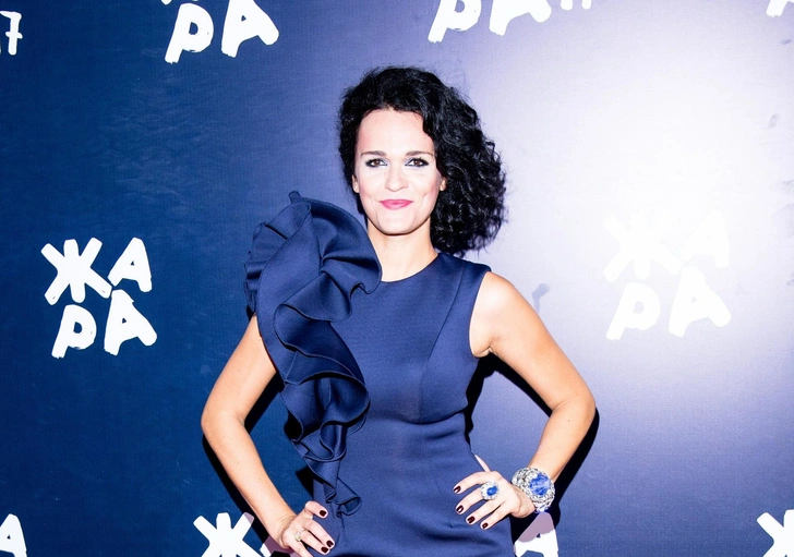 Певица Слава | www.starhit.ru