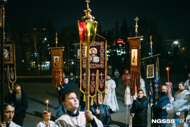 Сколько длится пасхальное богослужение ночью по времени