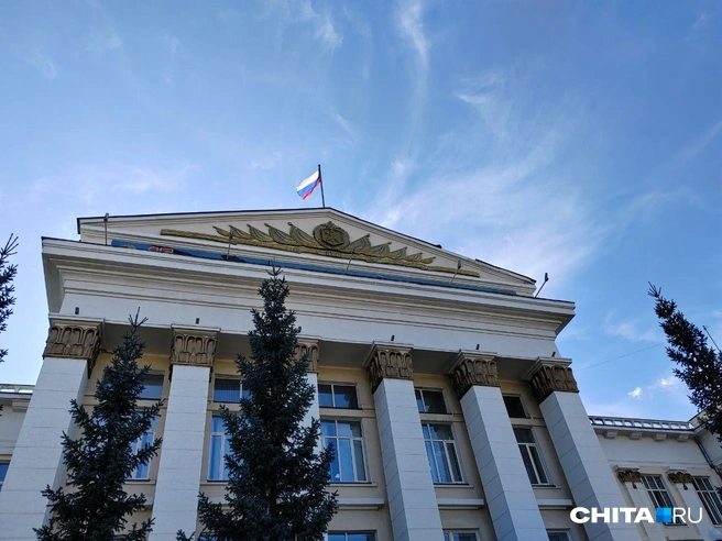 Торжественная передача техники на СВО прошла в Чите | Источник: Кливенкова Дарья / CHITA.RU