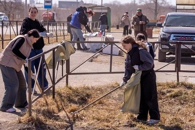 В Благовещенске на субботниках собрали свыше 100 тонн мусора