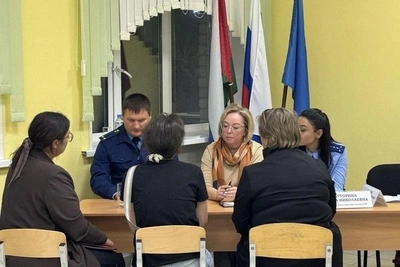 Тюменская школа выплатит компенсацию зачинщице конфликта