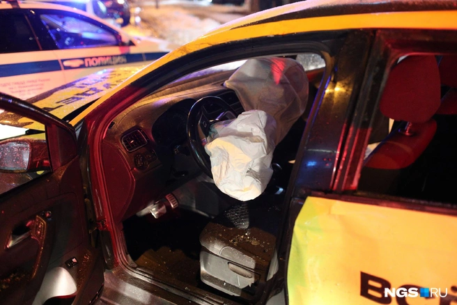 По данным полиции, водитель каршеринга сел за руль в состоянии алкогольного опьянения | Источник: Андрей Бортко / NGS.RU