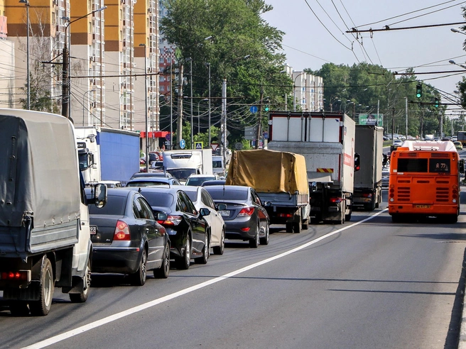 Сеть выделенных полос для общественного транспорта в Нижнем Новгороде будет расширена. | Источник: Наталья Бурухина / NN.RU