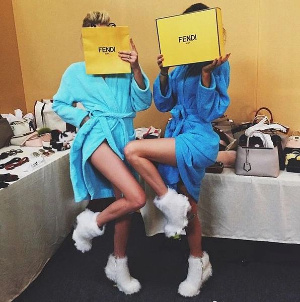 Источник: @kendalljenner