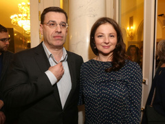 Директор Анны Банщиковой прокомментировал информацию о ее разводе с мужем