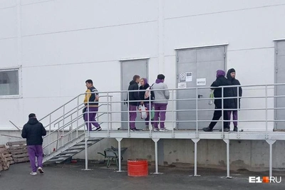 На складе Wildberries в Екатеринбурге погиб сотрудник от лифта