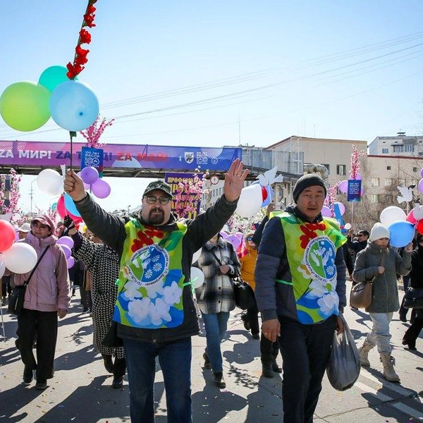 Участники первомайской демонстрации в 2022 году  | Источник: Федерация профсоюзов РС (Я)