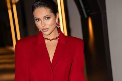 «Всё глубже и честнее»: Нюша засветила страстные объятия с новым избранником