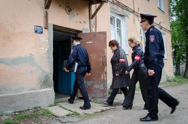 Рязанка фиктивно зарегистрировала иностранцев в своей квартире | Источник: УМВД по Рязанской области