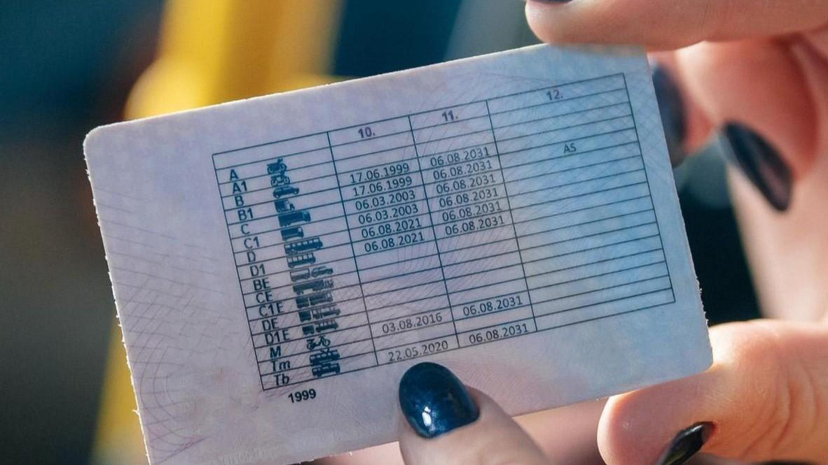 У водителей будут аннулировать права из-за болезней: о каких диагнозах идет речь и есть ли шанс вернуть документ
